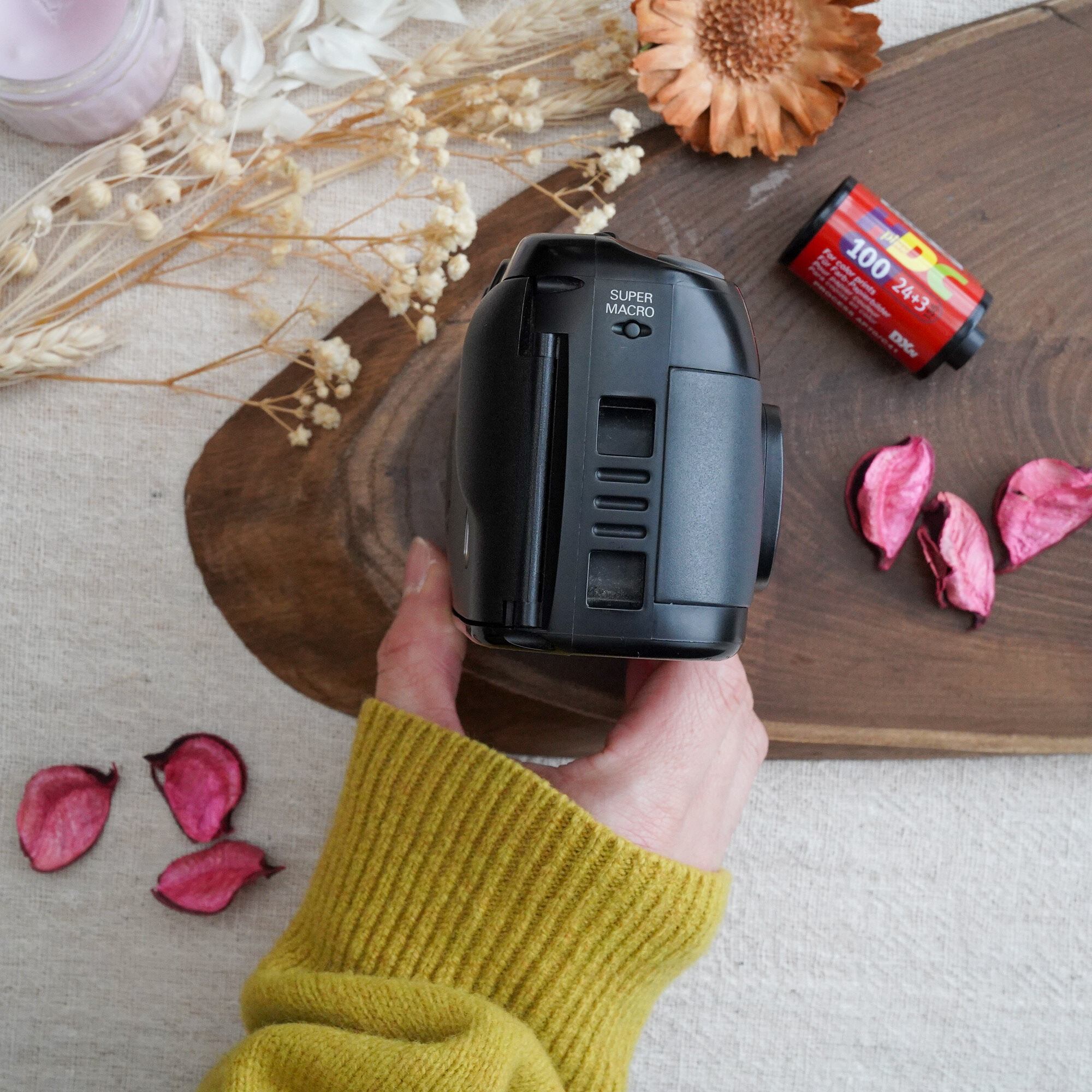 Ricoh】 RZ-800 date 安定感のあるフィルムカメラ | Macha Cameras