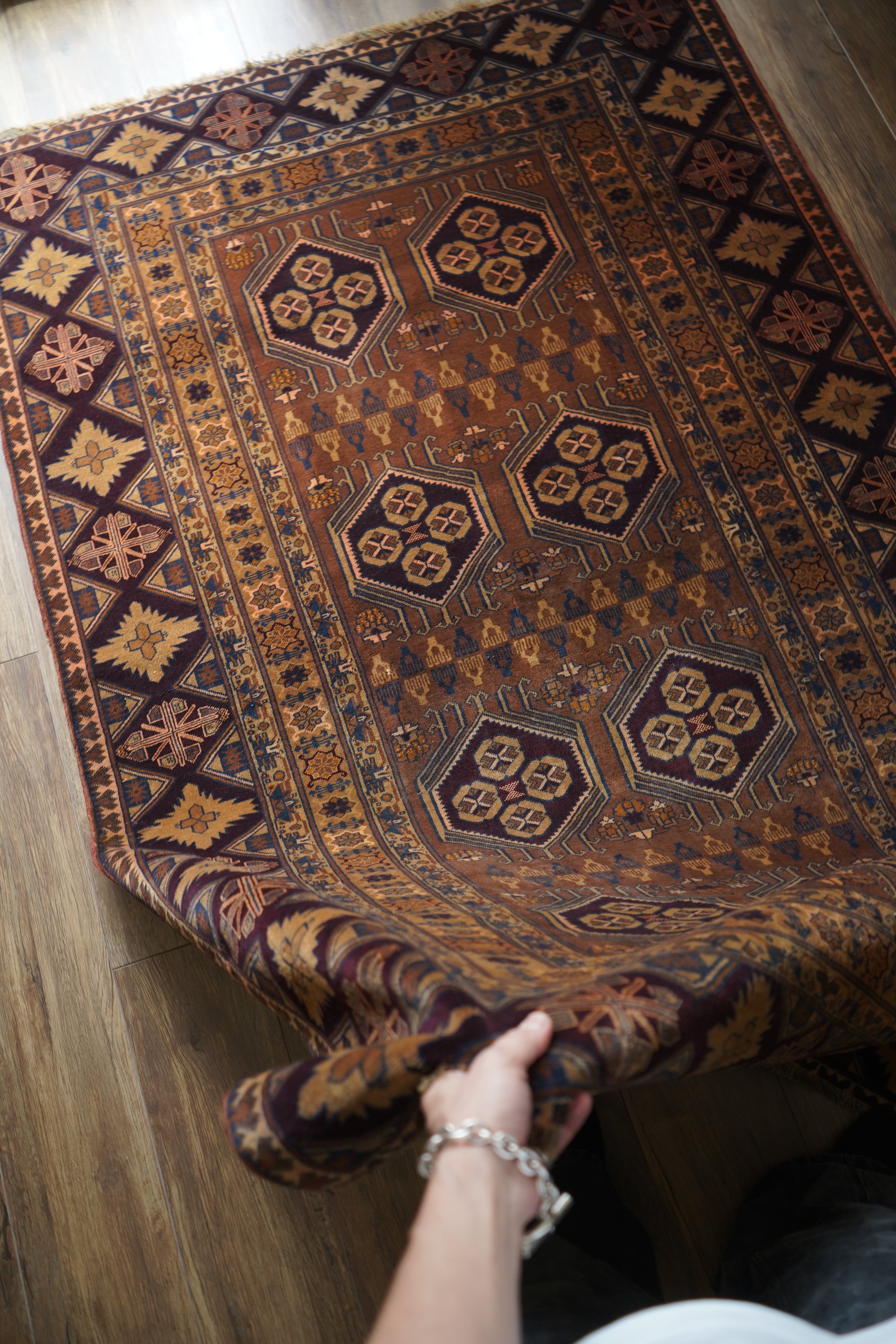 ヴィンテージラグ専門店 TIME RUG （ペルシャ絨毯・トライバルラグ）