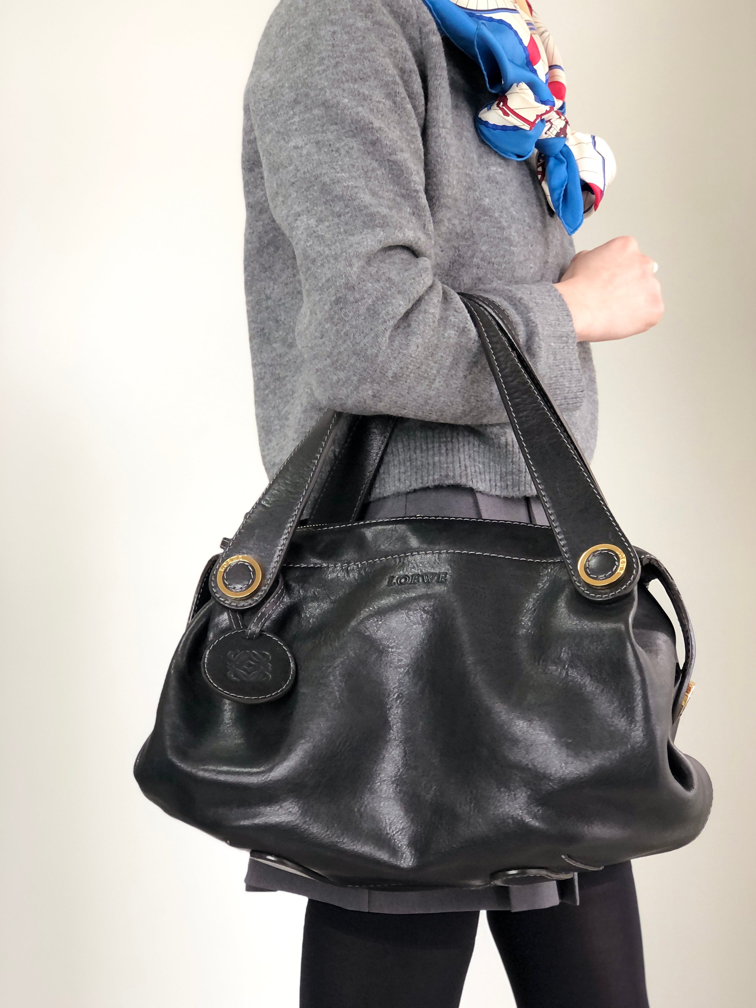 LOEWE ロエベ ハンドバッグ ブラック アナグラム レザー vintage ヴィンテージ オールド x7a23e