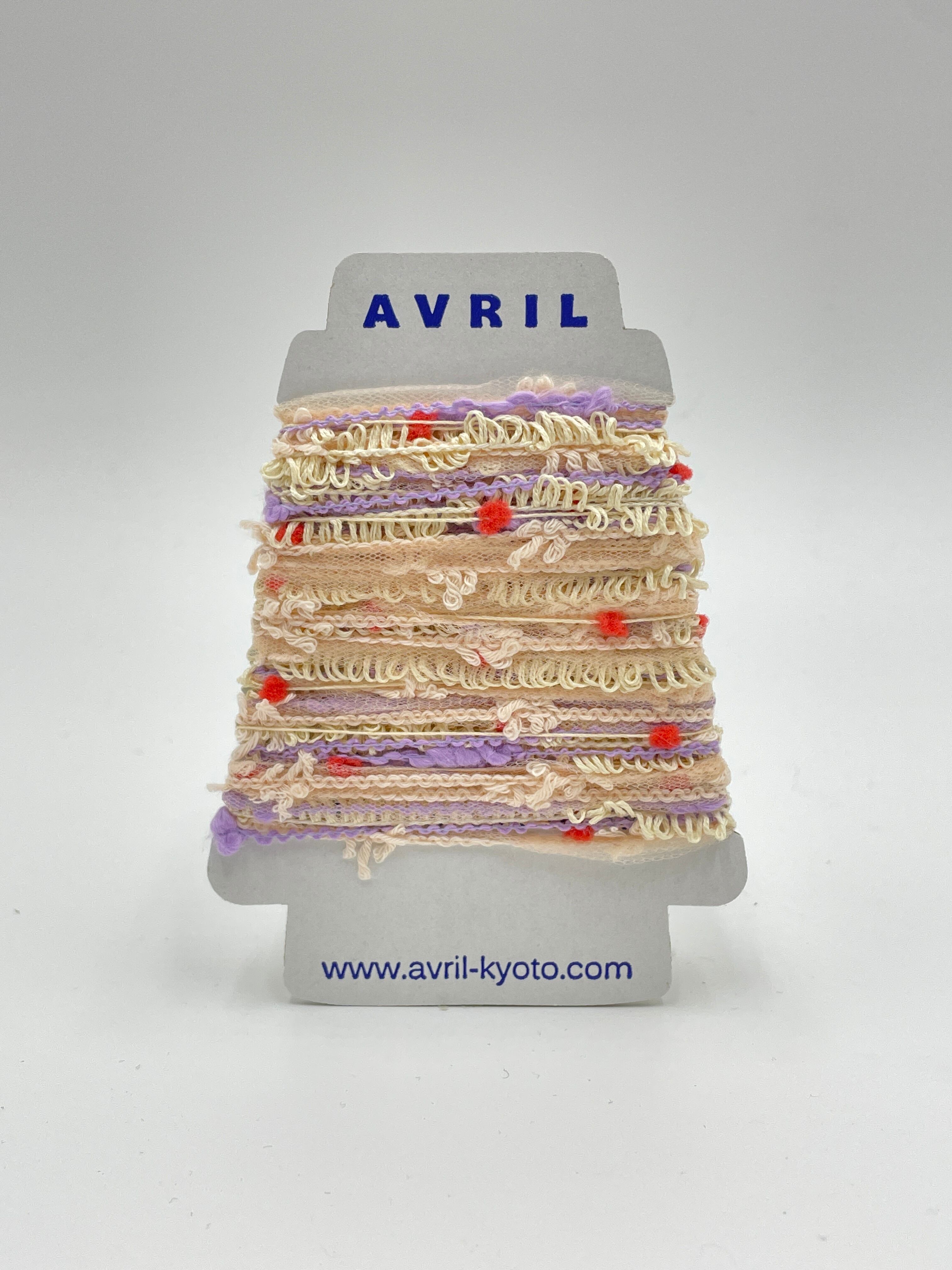 集めたくなる♬楽しい♬可愛い♡『ちょこっと巻きのファンシー糸』AVRILペラコーン180