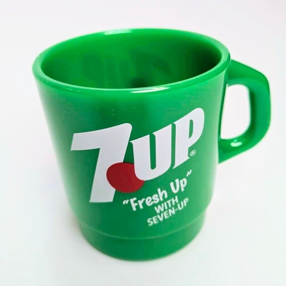 アメトイ。7UP。 STACKING MUG / スタッキングマグ 積み重ねられるマグ 】 7UP ( セブン