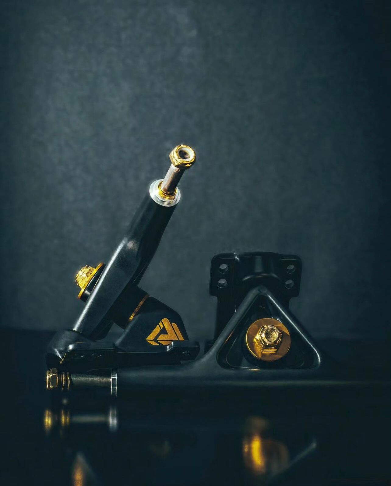 Air V2 truck 180mm 50° | Travelol Japan /トラベロール ジャパン