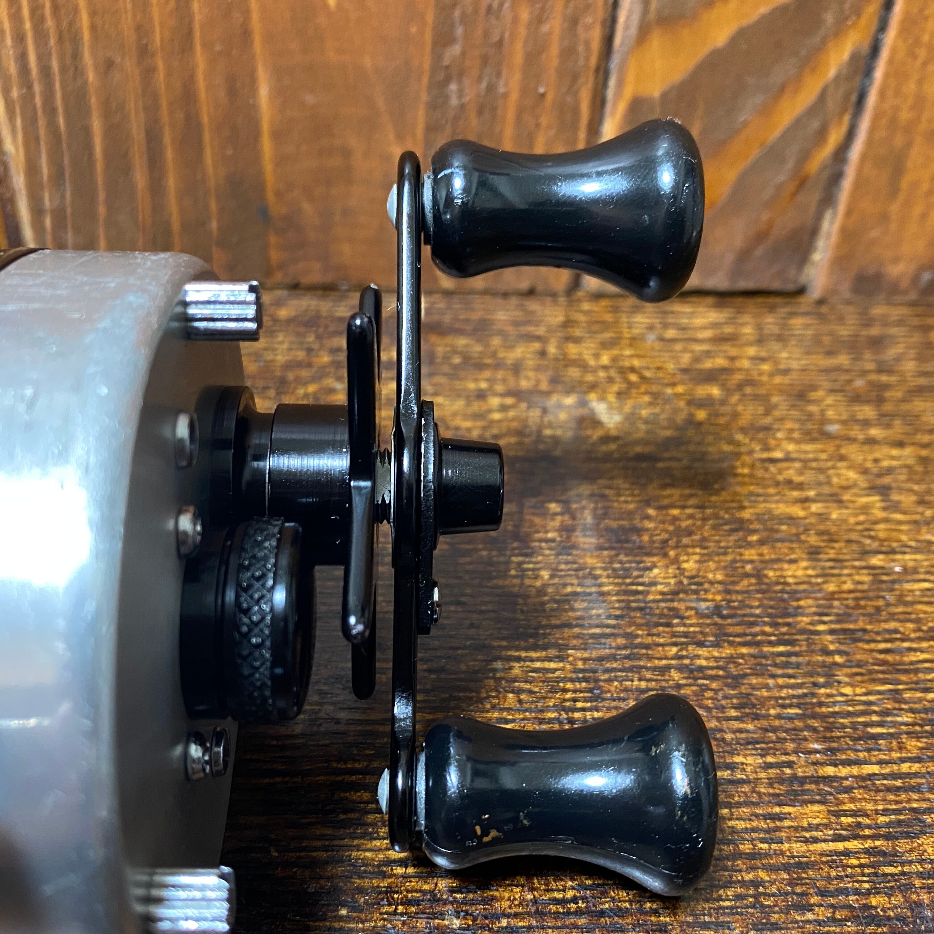 Pflueger 2600 model DB [4055] | Tackleshop GTA