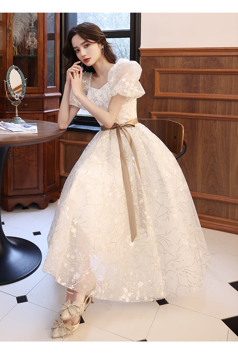 ドレス パーティードレス パーティドレス ミモレ丈ドレス Aラインドレス イブニングドレス ミモレ ミモレ丈 袖あり 半袖 パフスリーブ Uネック Aライン エレガント かわいい 大人可愛い 上品 おしゃれ お洒落 レトロ 主役級 存在感 花柄 フラワー 10代 20代 レディース 女性用 パーティー イベント レストラン モテ インスタ映え 夏 お呼ばれ パーティー パーティ 謝恩会 撮影 ラウンジ サイズ XS S M L XL 2XL オフホワイト