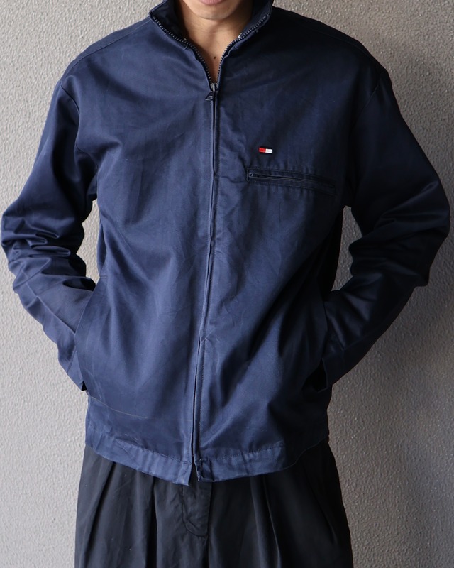 Short-length colored down jacket