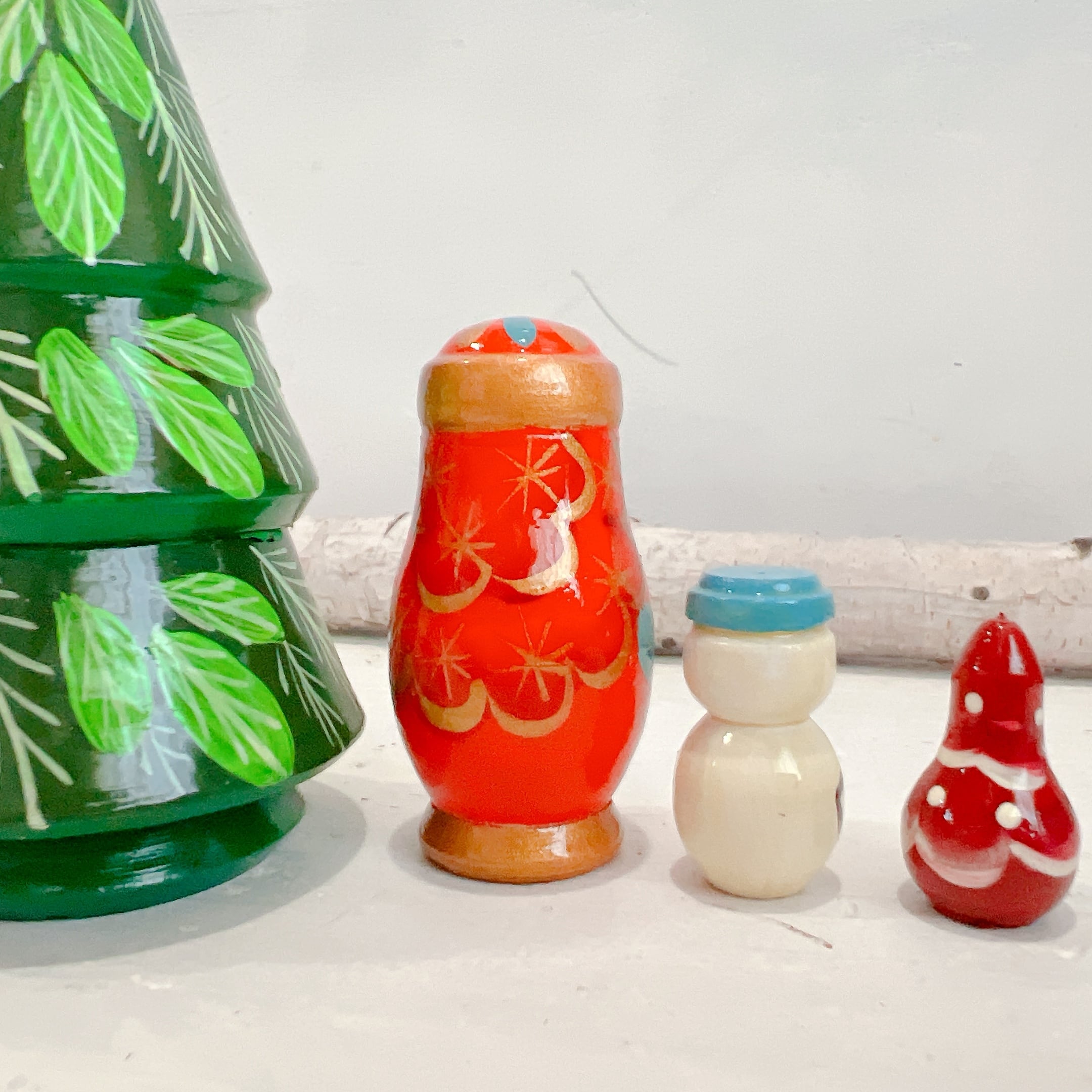 3＋1p マトリョーシカ「クリスマスツリー」11cm. MT310 | yarumaruka