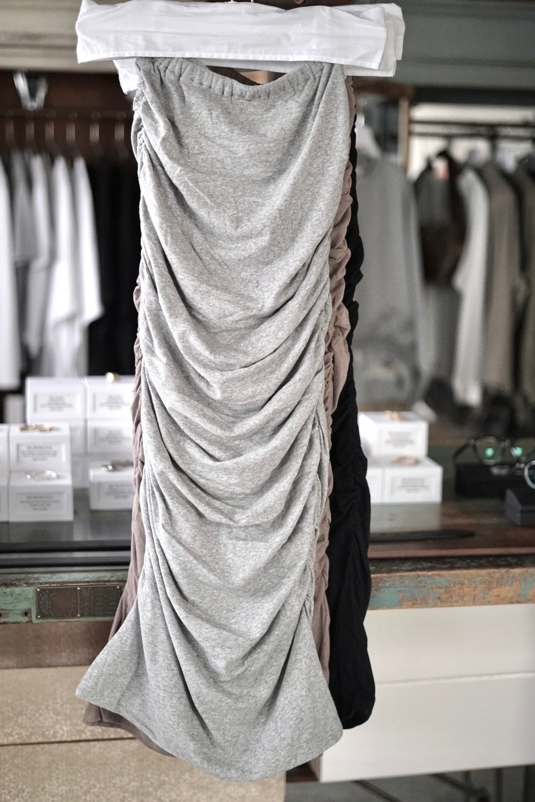 Mediam / Gather Skirt ( Mocha , Gray , Black ) | JUQUI Online