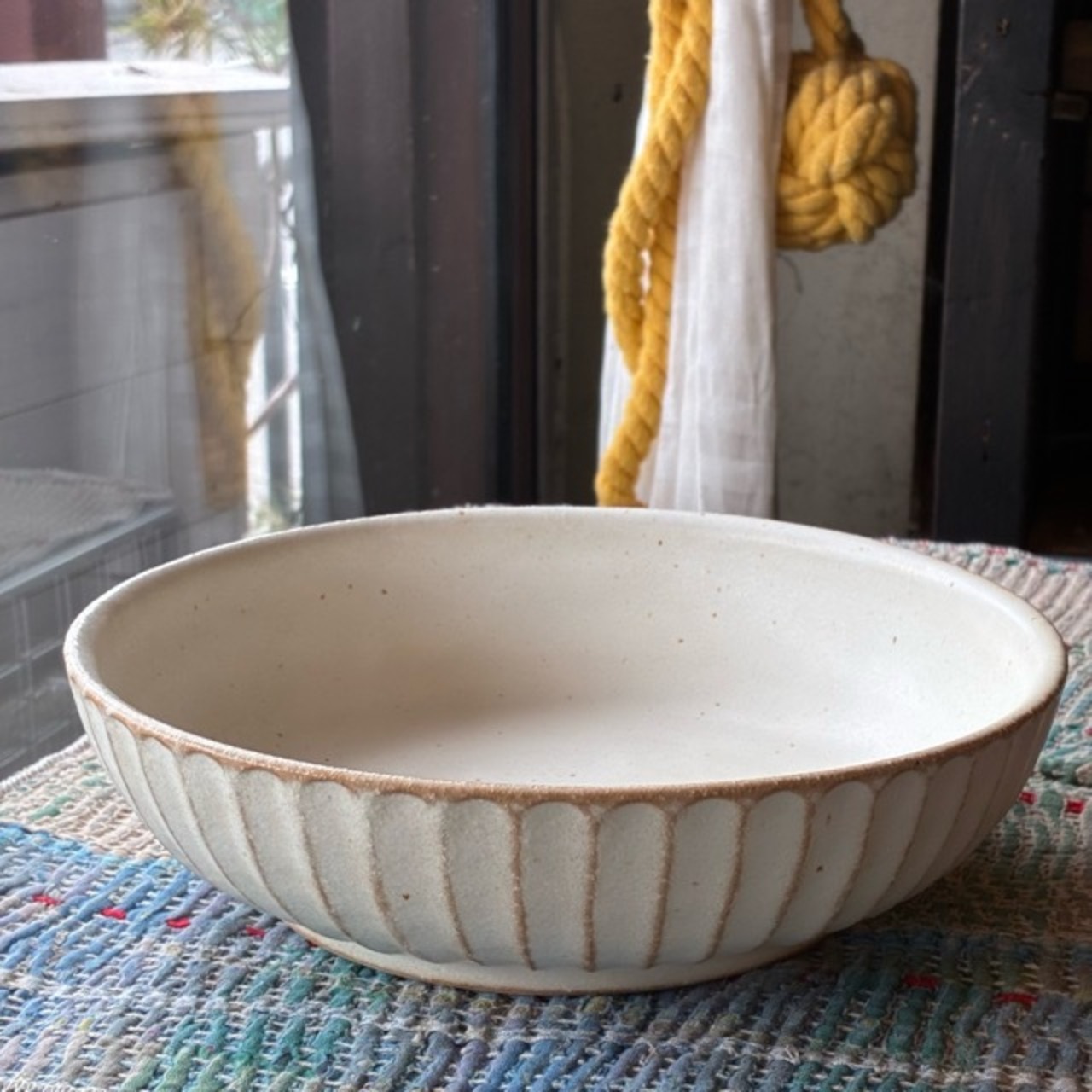 MASHIKO Shallow bowl　益子焼　七寸浅鉢　20cm　キナリ　麺鉢　煮物　サラダ　カレー　大皿　パスタ　冷麺　電子レンジOK　食洗機OK　ギフト
