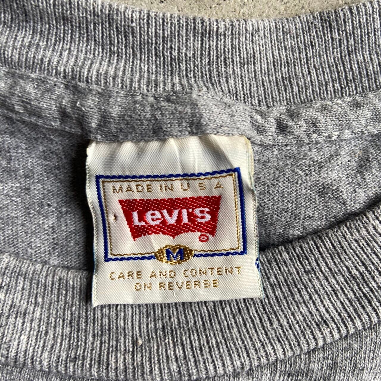 90年代 USA製 Levi's リーバイス フロントロゴ ラバープリント Tシャツ メンズM 古着 シングルステッチ 90s ビンテージ  ヴィンテージ Hanes ヘインズ シングルステッチ グレー 灰色　【Tシャツ】【P2000】 | cave 古着屋【公式】古着通販サイト