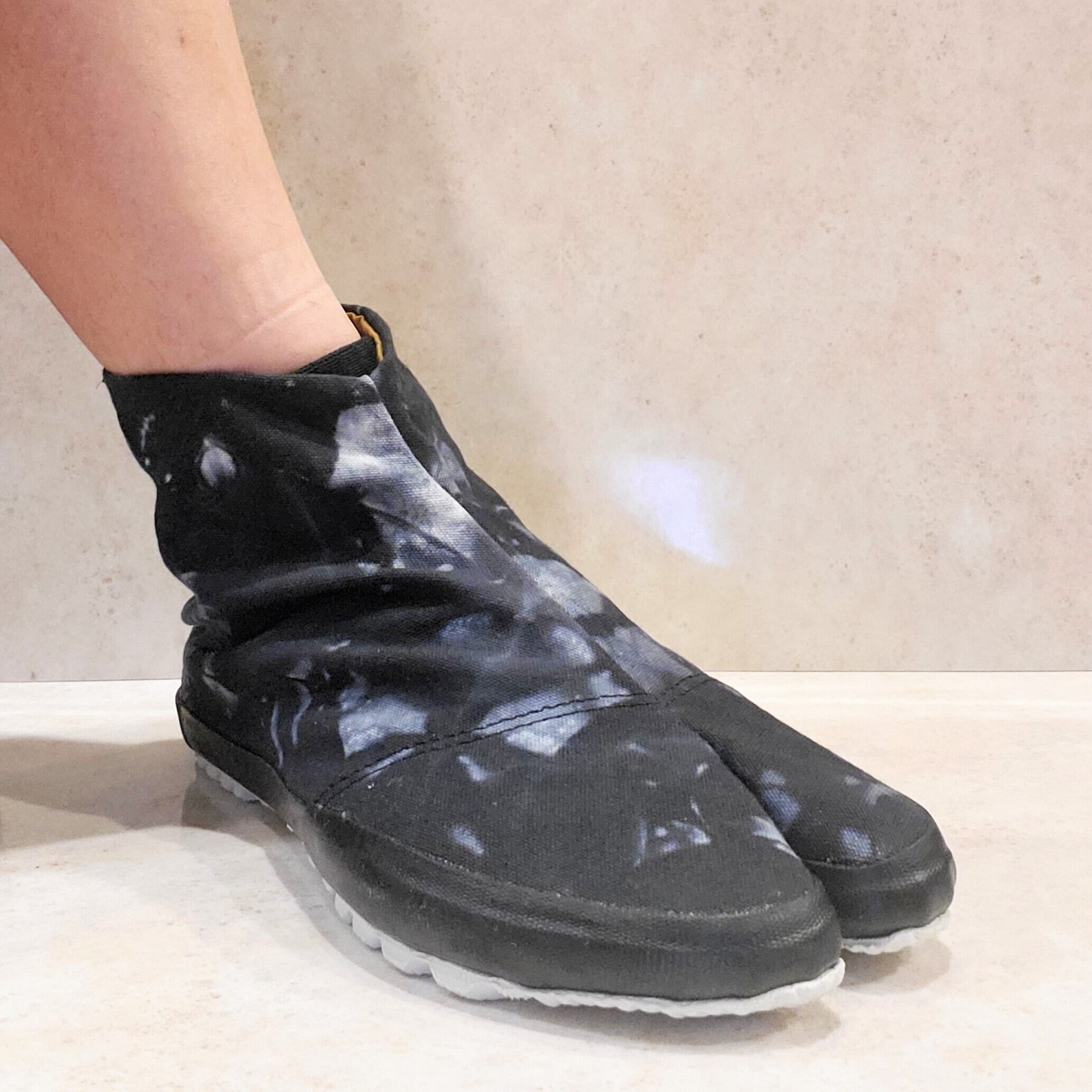 オールジャパンメイドスプリットトゥ足袋シューズ（籠染深黒）