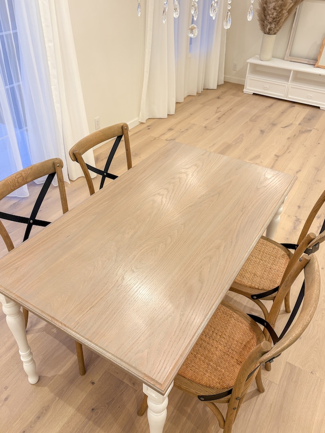 ホワイトオークターンドレッグダイニングテーブル　“スレンダー”（アンティーク調ろくろ足テーブル）　W1400〜2400　4〜8人掛け　引き出し付きダイニングテーブル