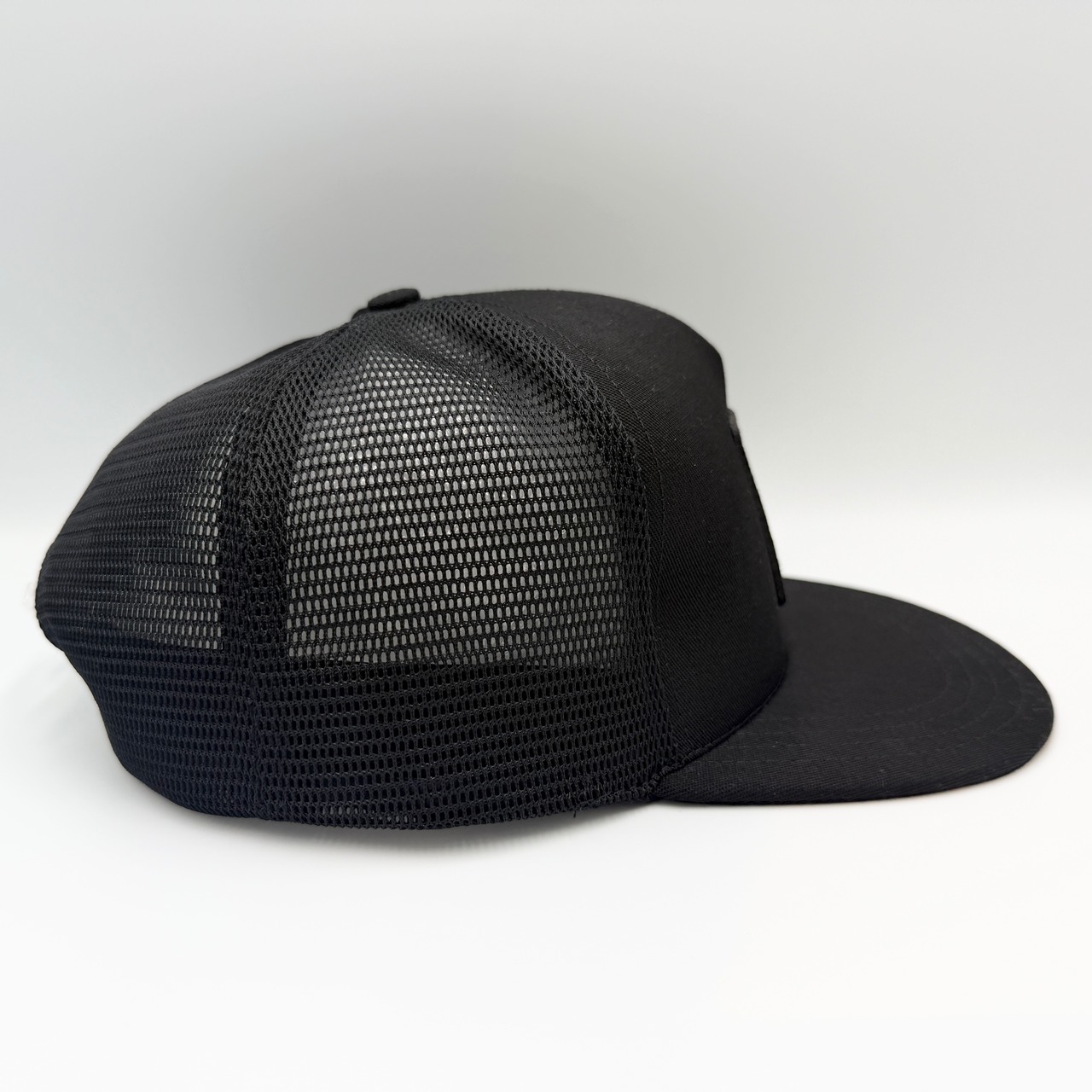 【gifthat別注】Coopers Town Felt on Embroidery Logo Mesh Cap