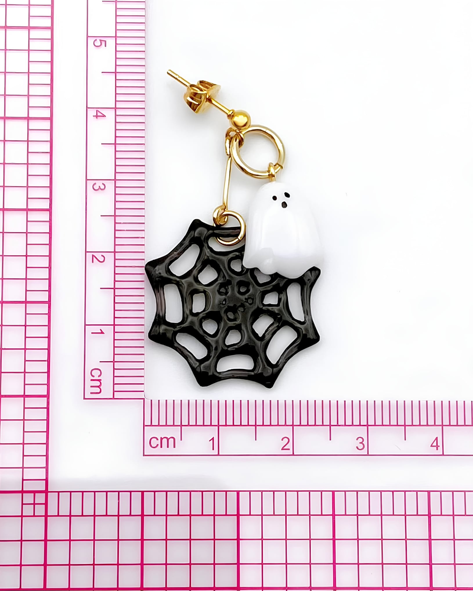 レジンピアス☆特別価格❗️ハロウィン・パーティー① ハロウィン限定】おばけとかぼちゃのレジンピアス｜イヤリング