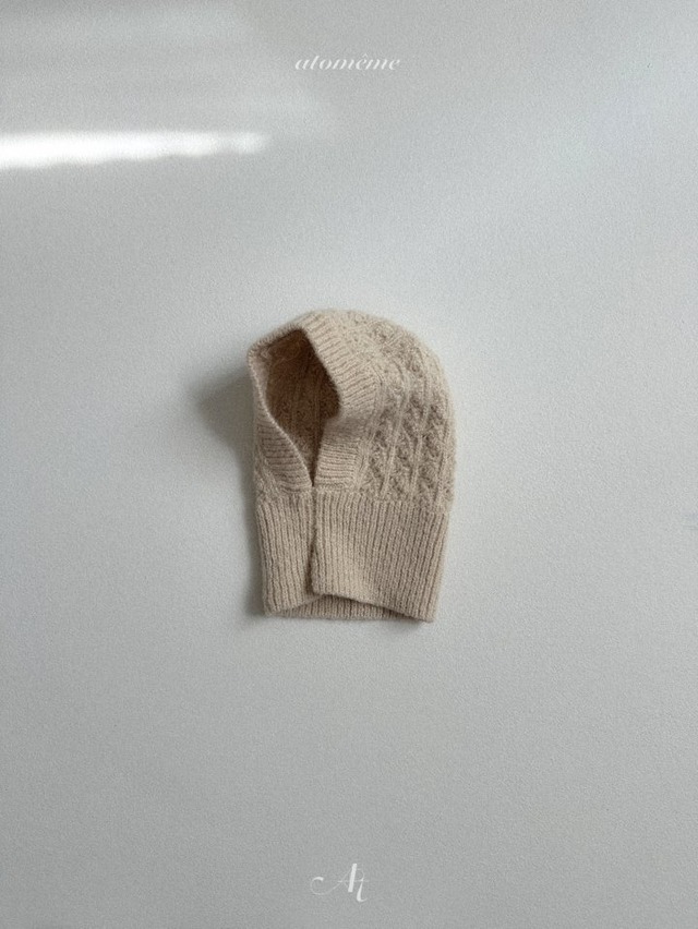 atomeme25wn_Mild Balaclava