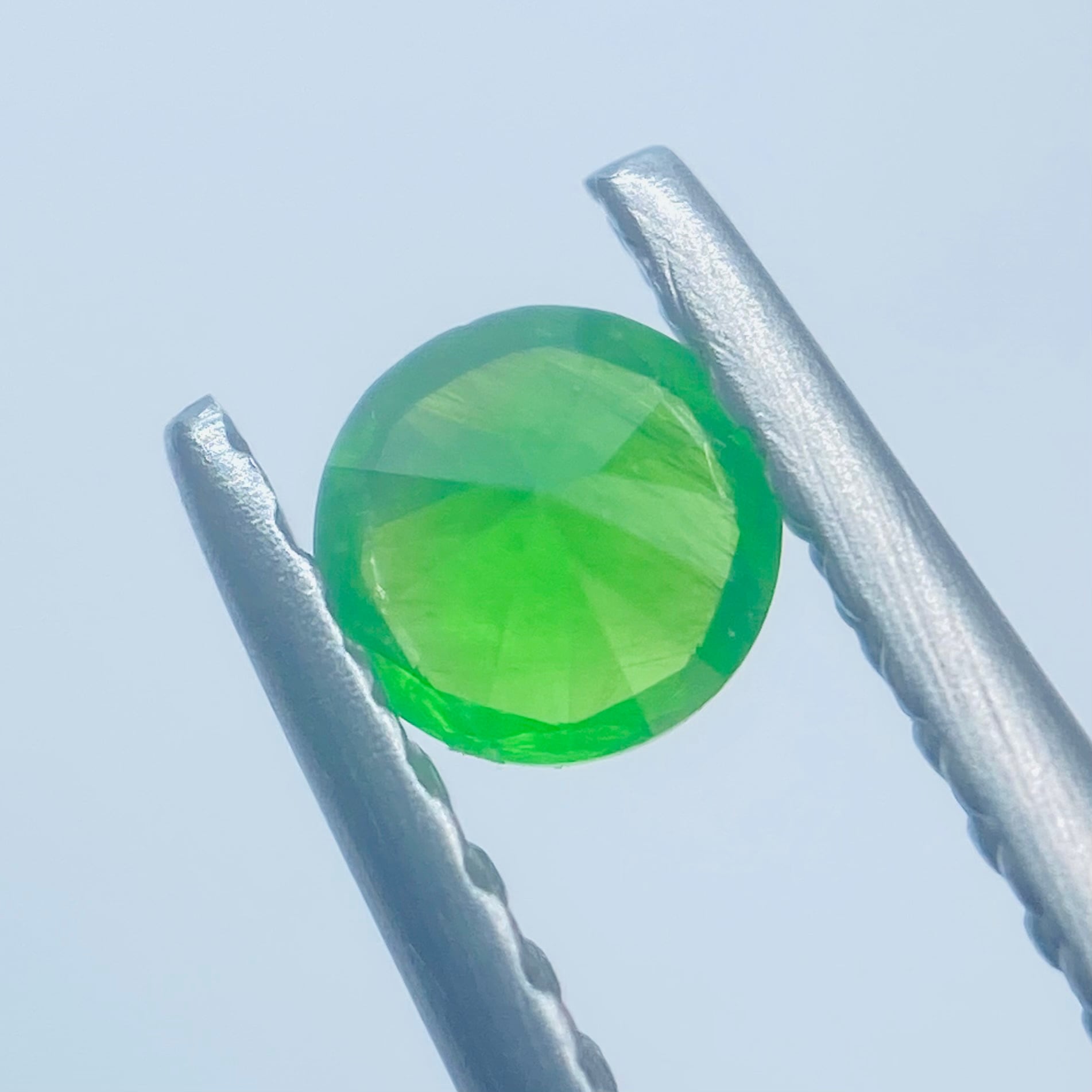 トップカラークオリティのロシア産デマントイドガーネット2