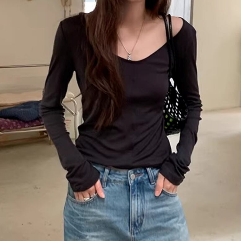 ラウンドネック 長袖 スリムフィット カットソー 2color ATO0237