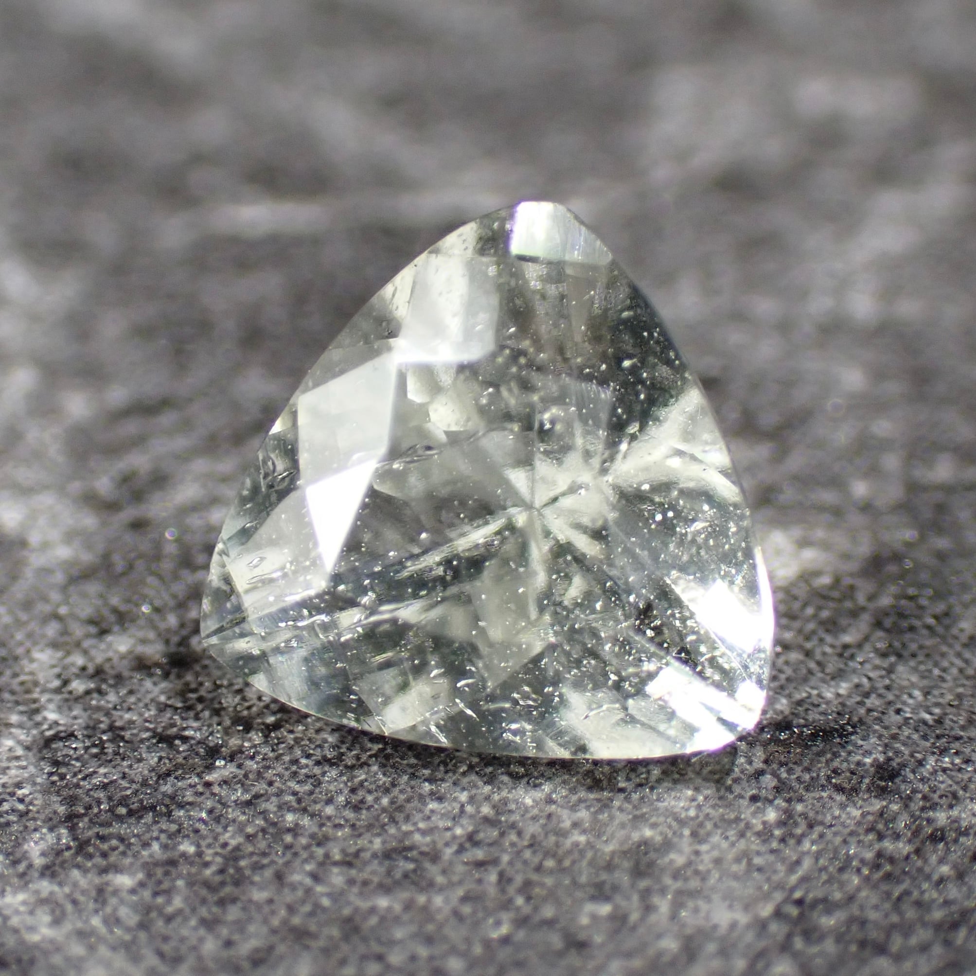 ライムガーネット 0.41ct ケニア バラカ産 | PAY ID