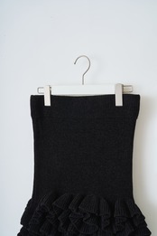Random ruffle strapless top