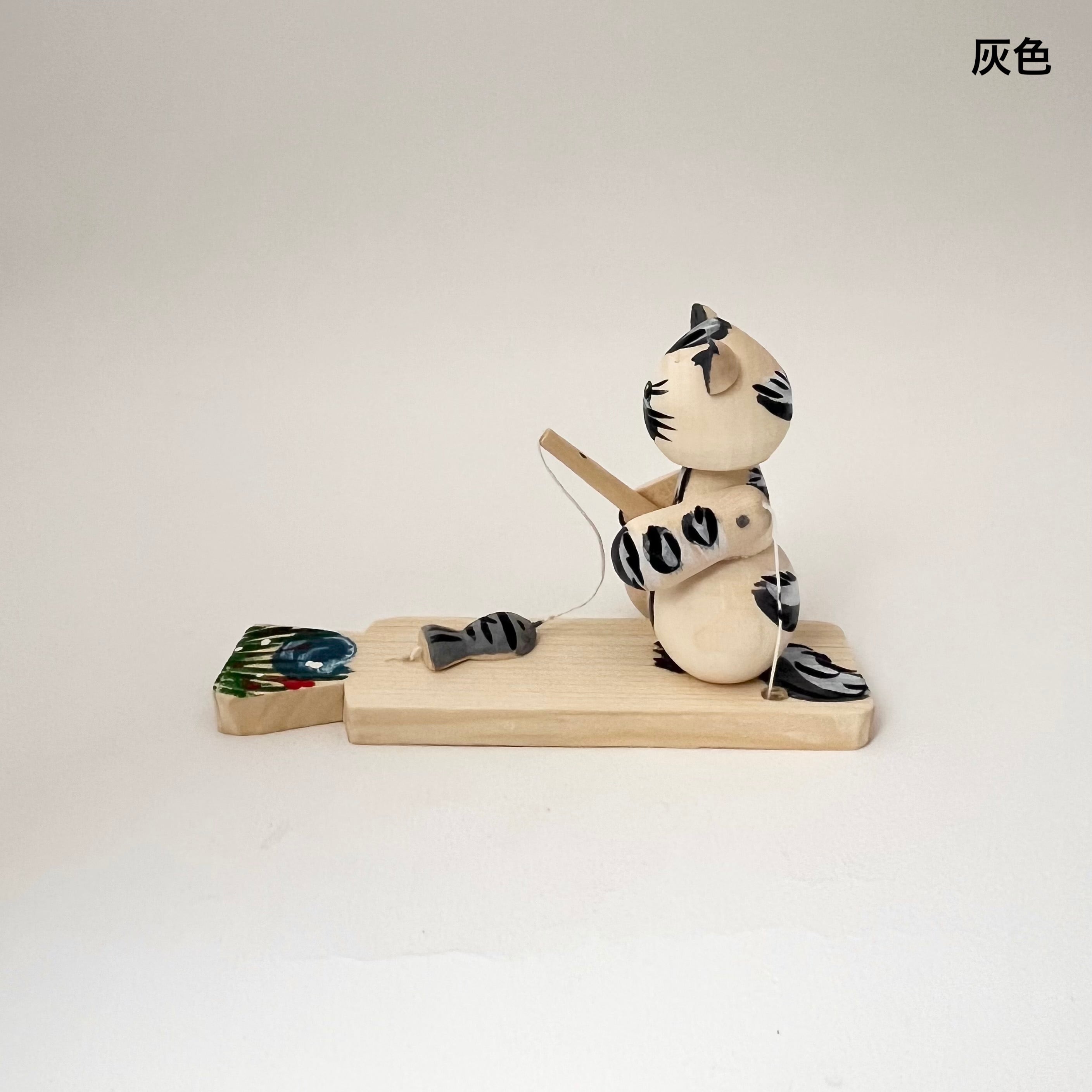 ボゴロツコエ木地玩具「ネコの魚釣り」