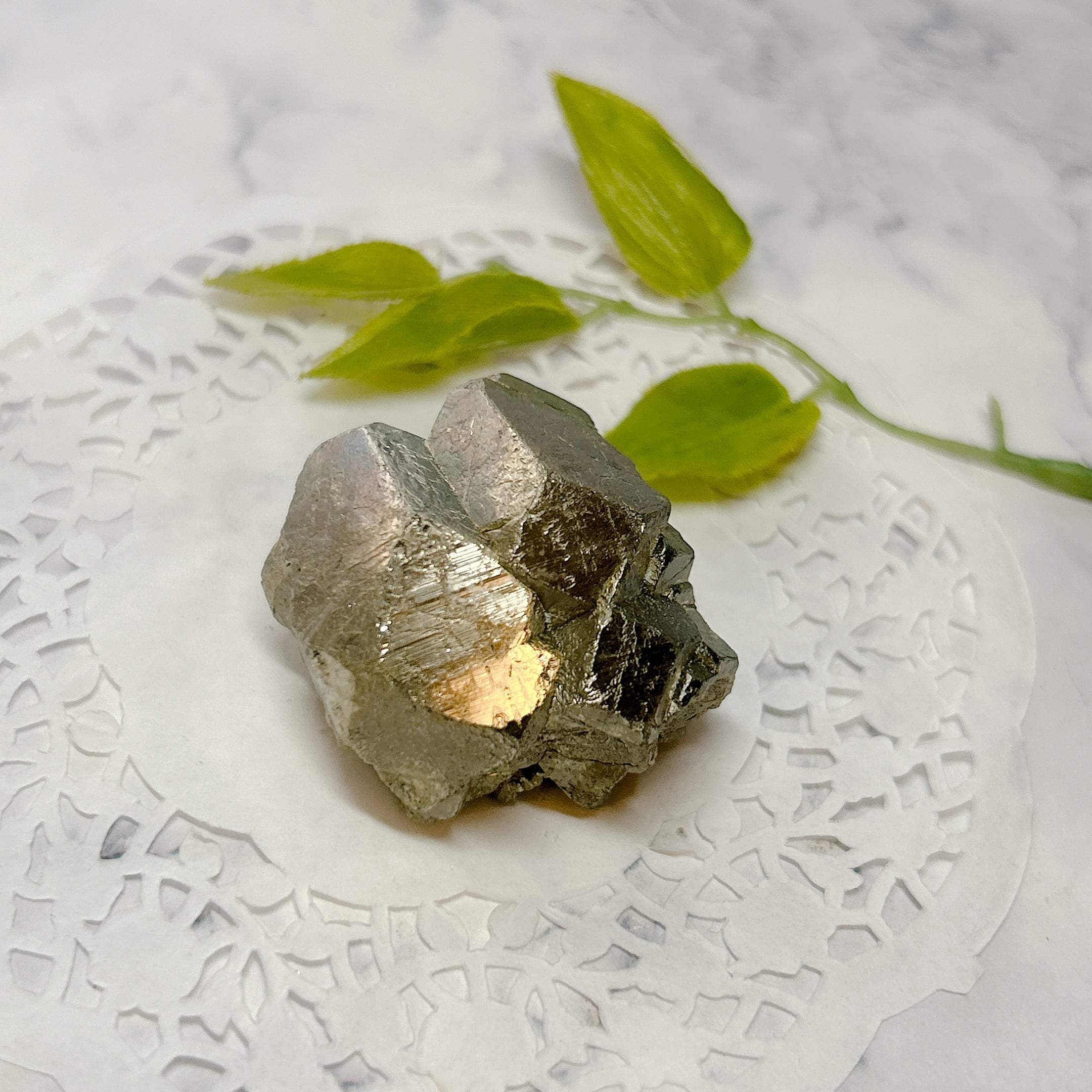 ⭐パイライト（黄鉄鉱） | クリスタル・ワールド御徒町店