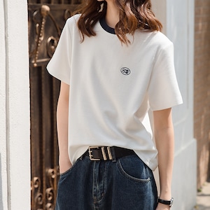 one point design t-shirt