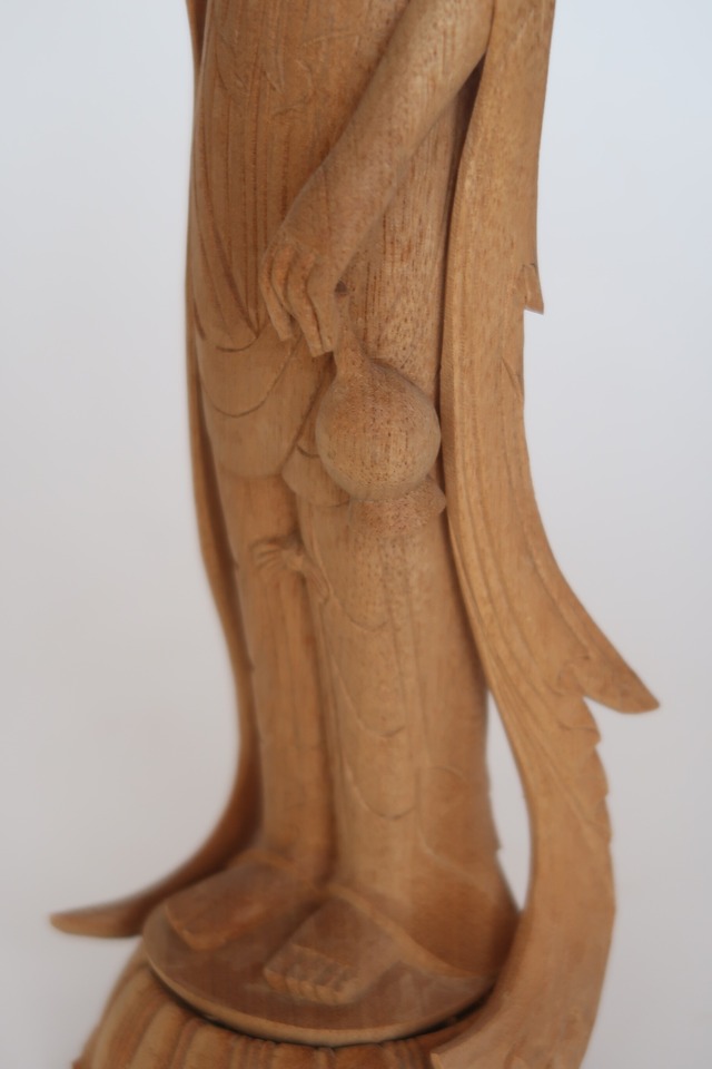 The Quiet Presence ― An Original Standing Baekje Kannon by Tessō Mori