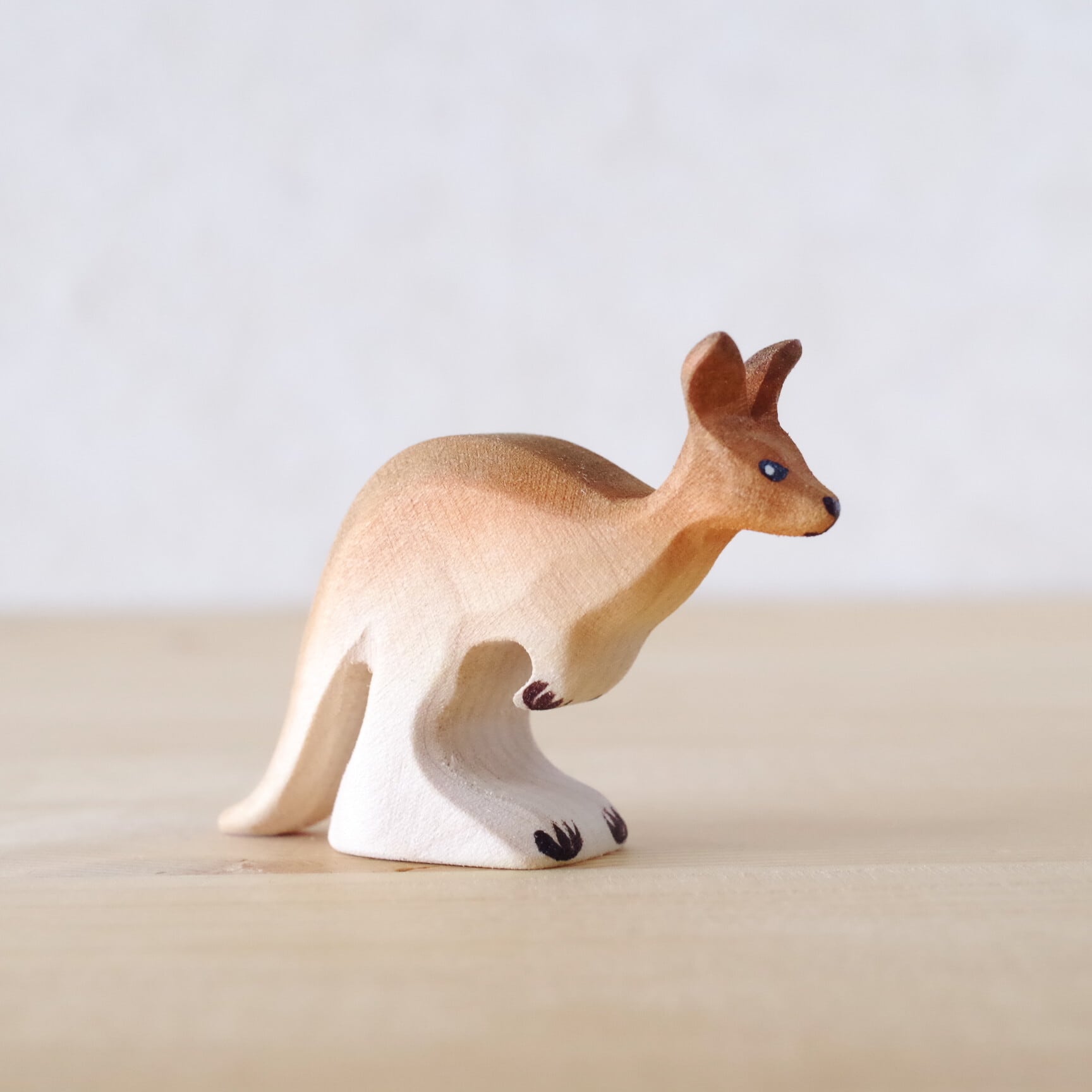 bumbutoys カンガルーの親子 | 木のおもちゃ専門店 おもちゃ箱