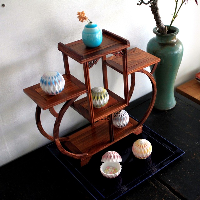 花梨　飾り棚　山型小