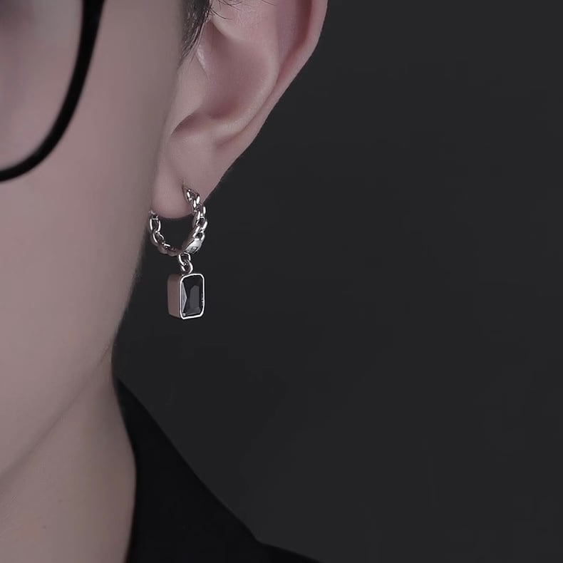 square pierce (P41) | Wanna shop