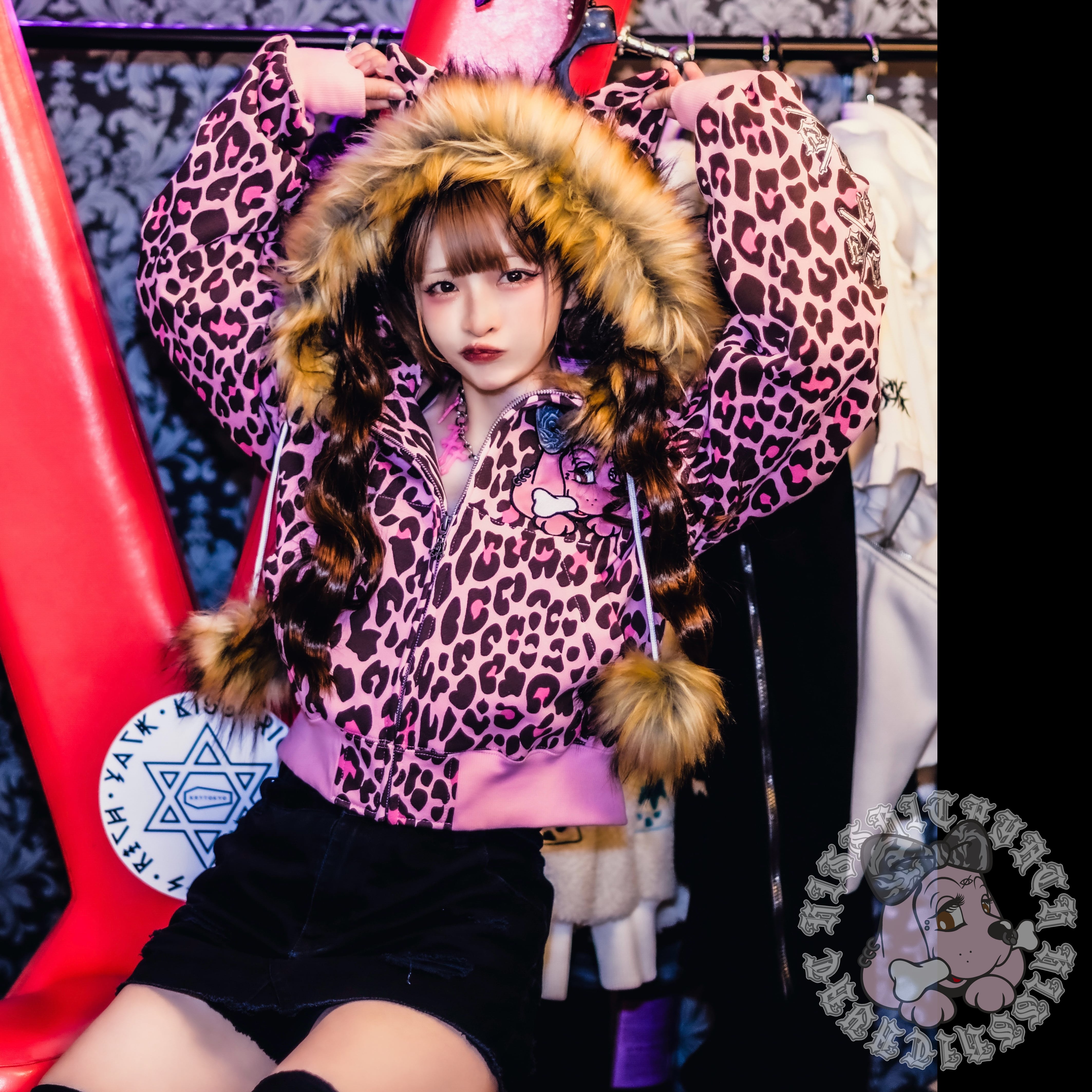 即納】「ケモ耳蹴威ギャルちゃんPK」 | KRY clothing