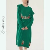 フリルと花刺繍のロングニットワンピ 《Y0420》