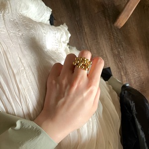 Golden grape high-end design ring【H00037】