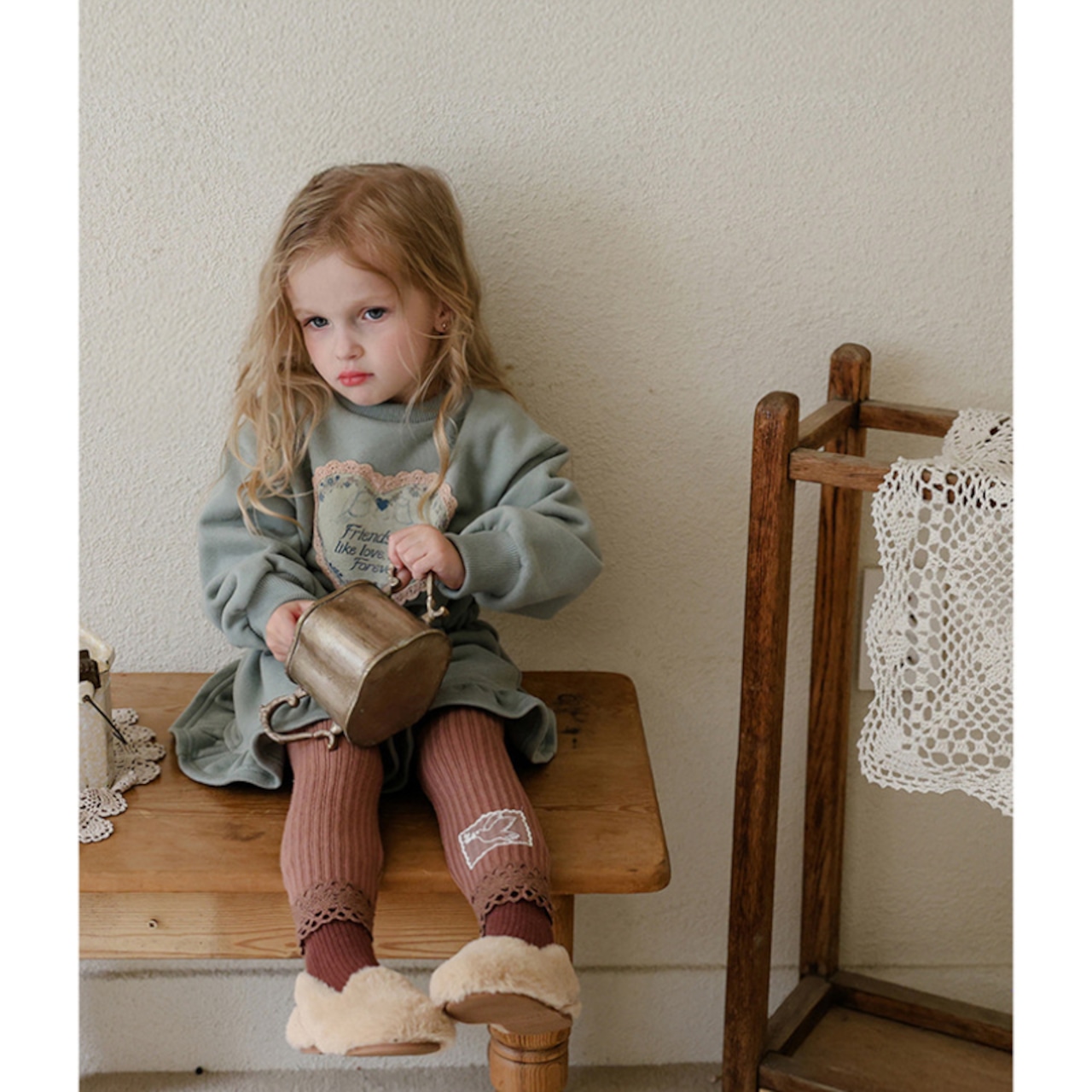 「予約販売」冬英字柄トレーナーワンピース