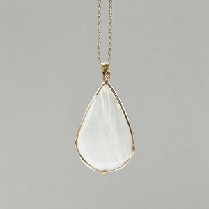 スコレサイト　Scolecite pendant 1