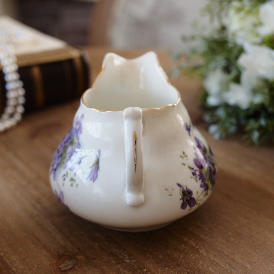 英国ハマースレイ 優雅なヴィクトリアンバイオレット クリーマー
