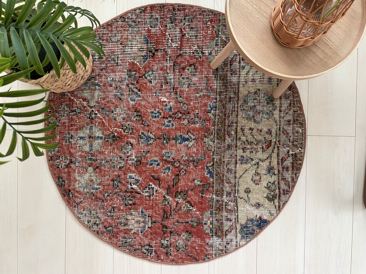 70's vintage round rug -”blood” - | SUN vintage rug｜お花柄ヴィンテージラグ専門店