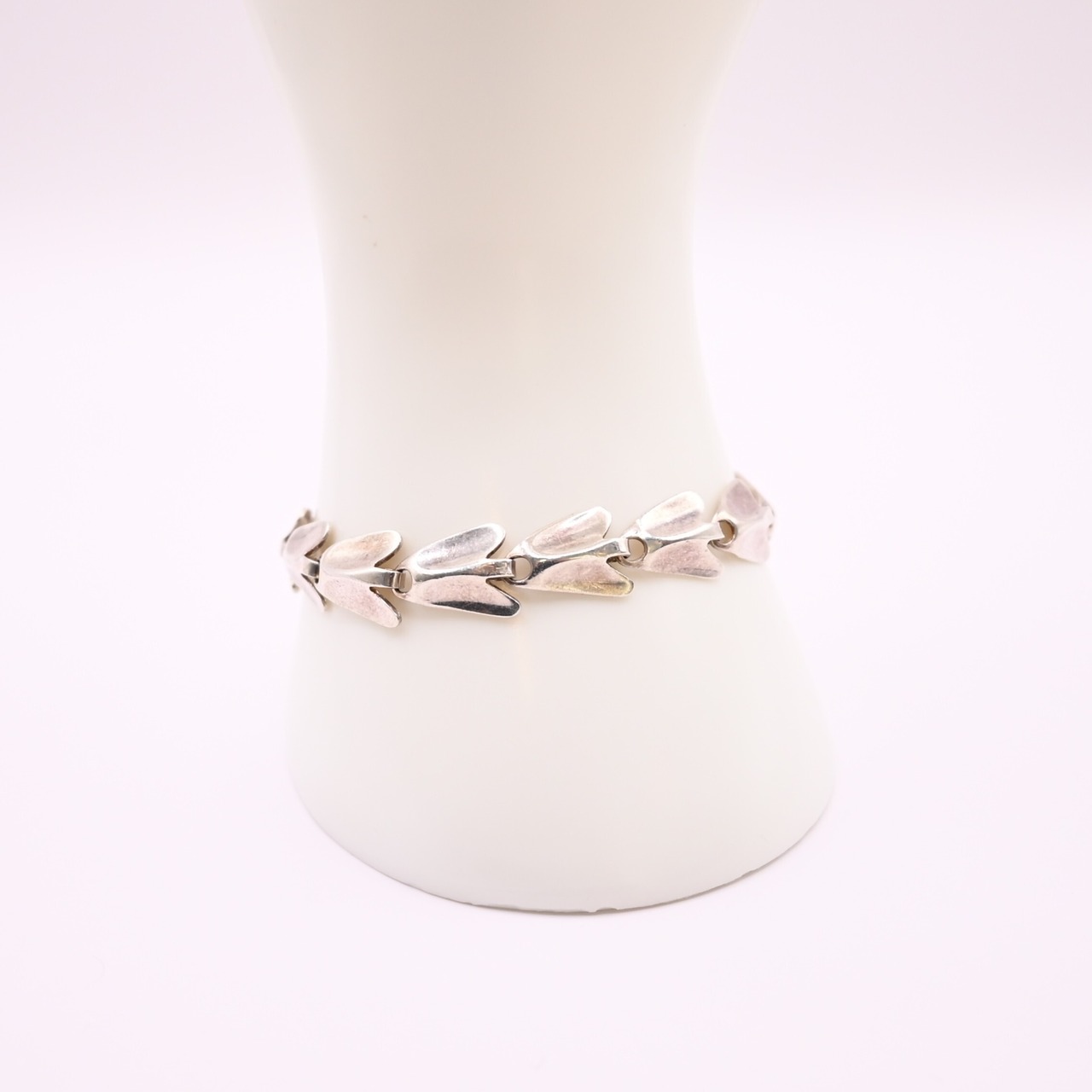 Vintage Jewelry / Arrowhead Bracelet ‑ B1030