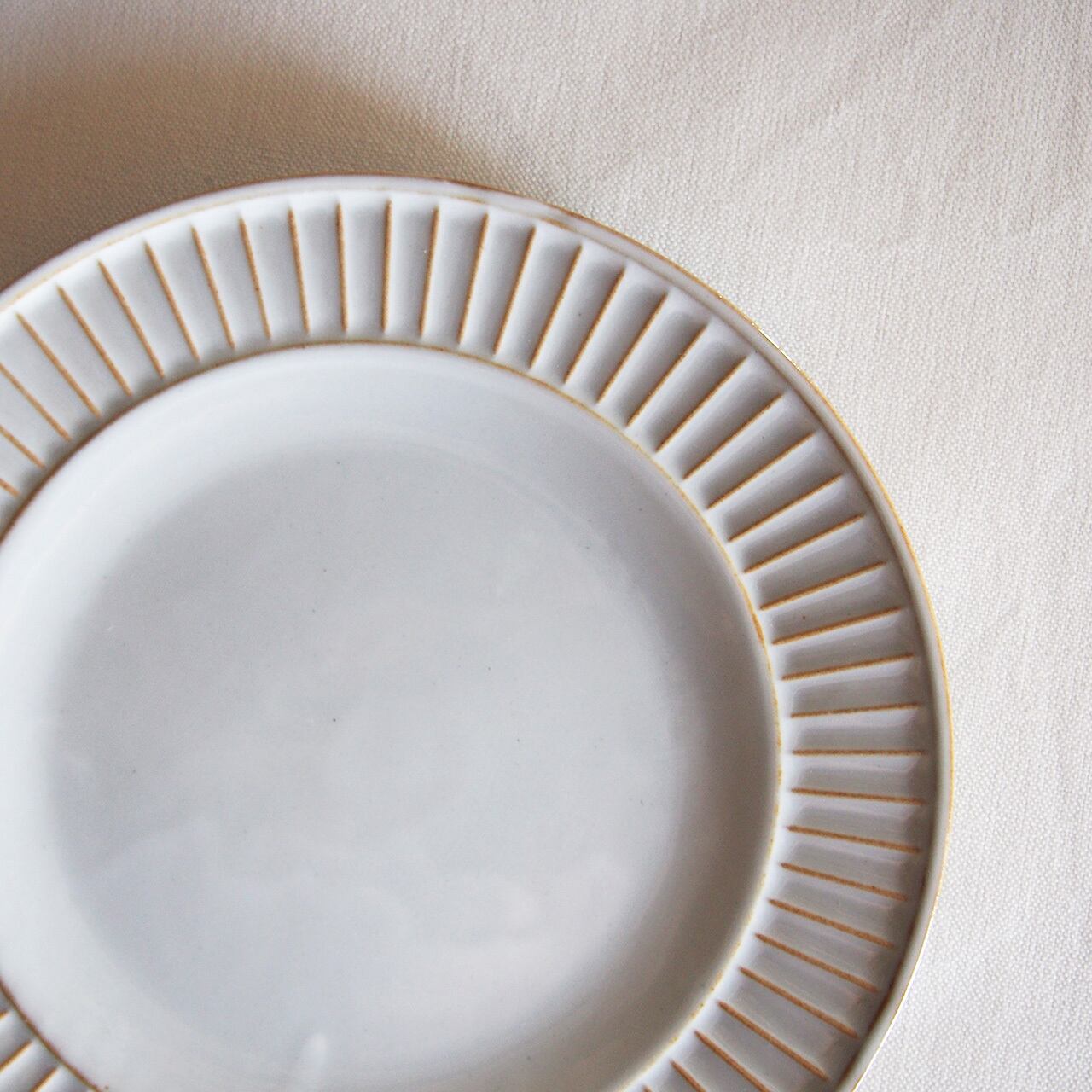 グリーズ 170ラウンドプレート おしゃれ レトロ 食器 お皿 ギフト