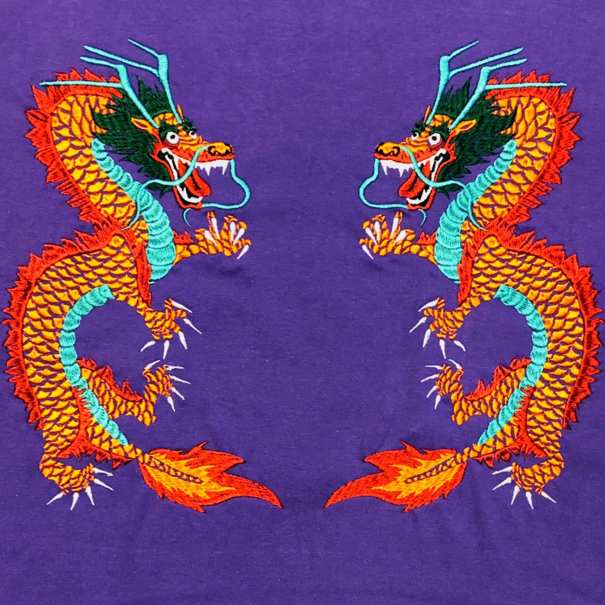 刺繍Tシャツ　ドラゴン