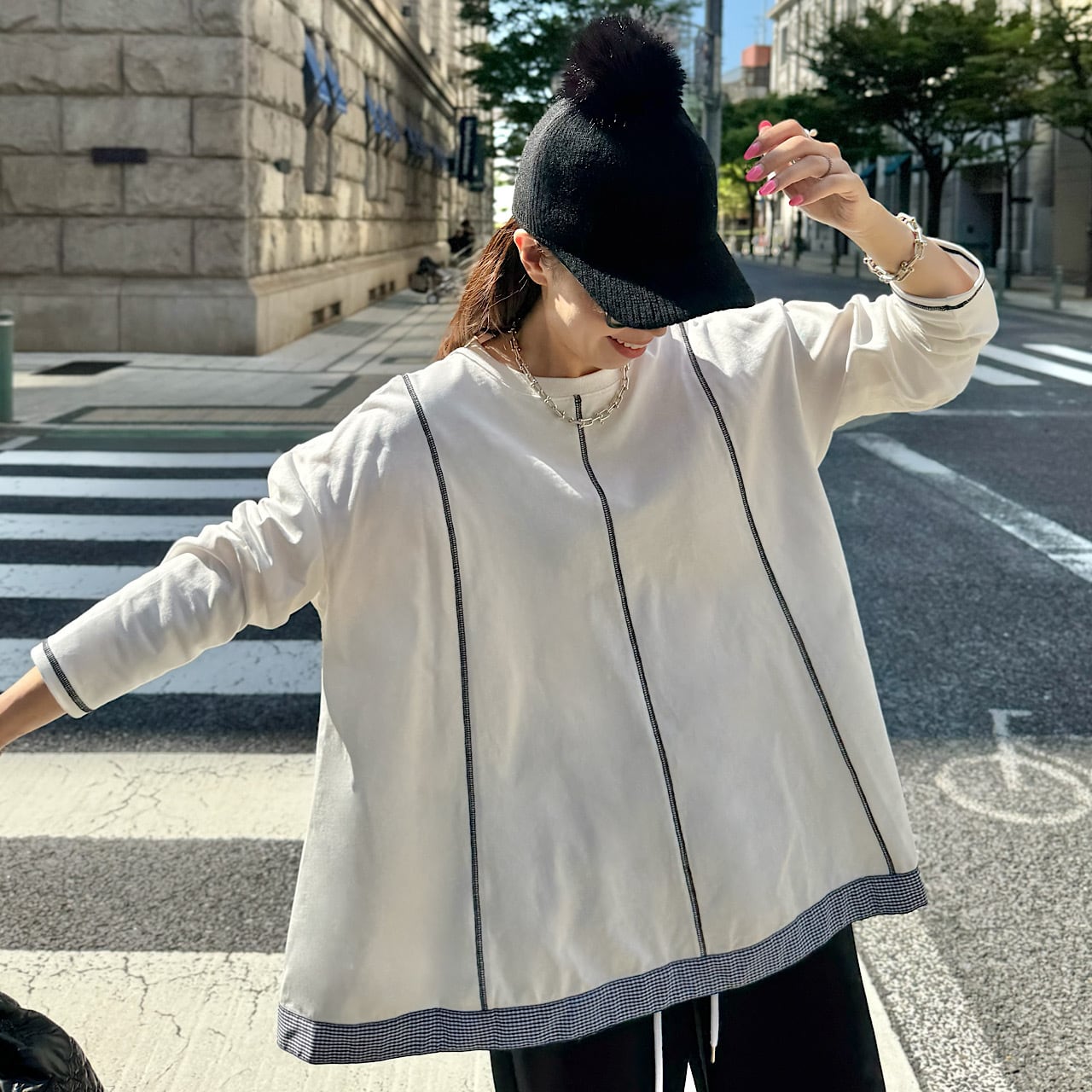 ⭐️LINKABLE フレアタグロングスリーブTシャツ　ボーダー　フレアー黒/白 ギンガムフレアタグロングスリーブTシャツ（オフ） | LINKABLE