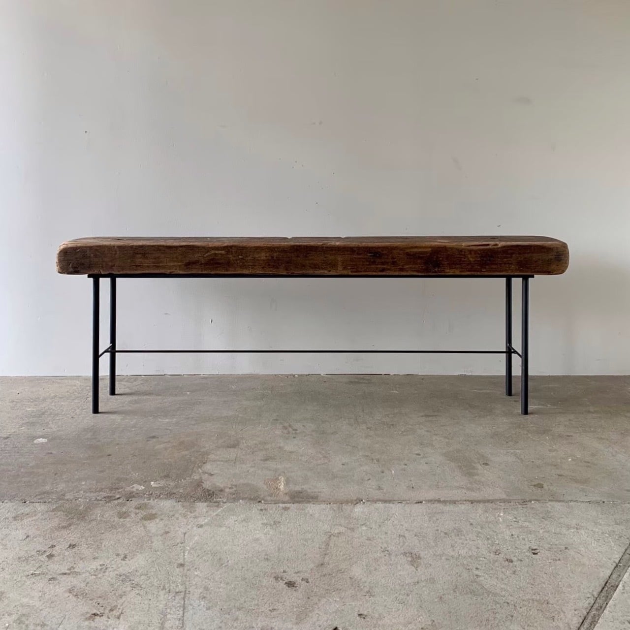 鉄脚のベンチ　古家具　 0690