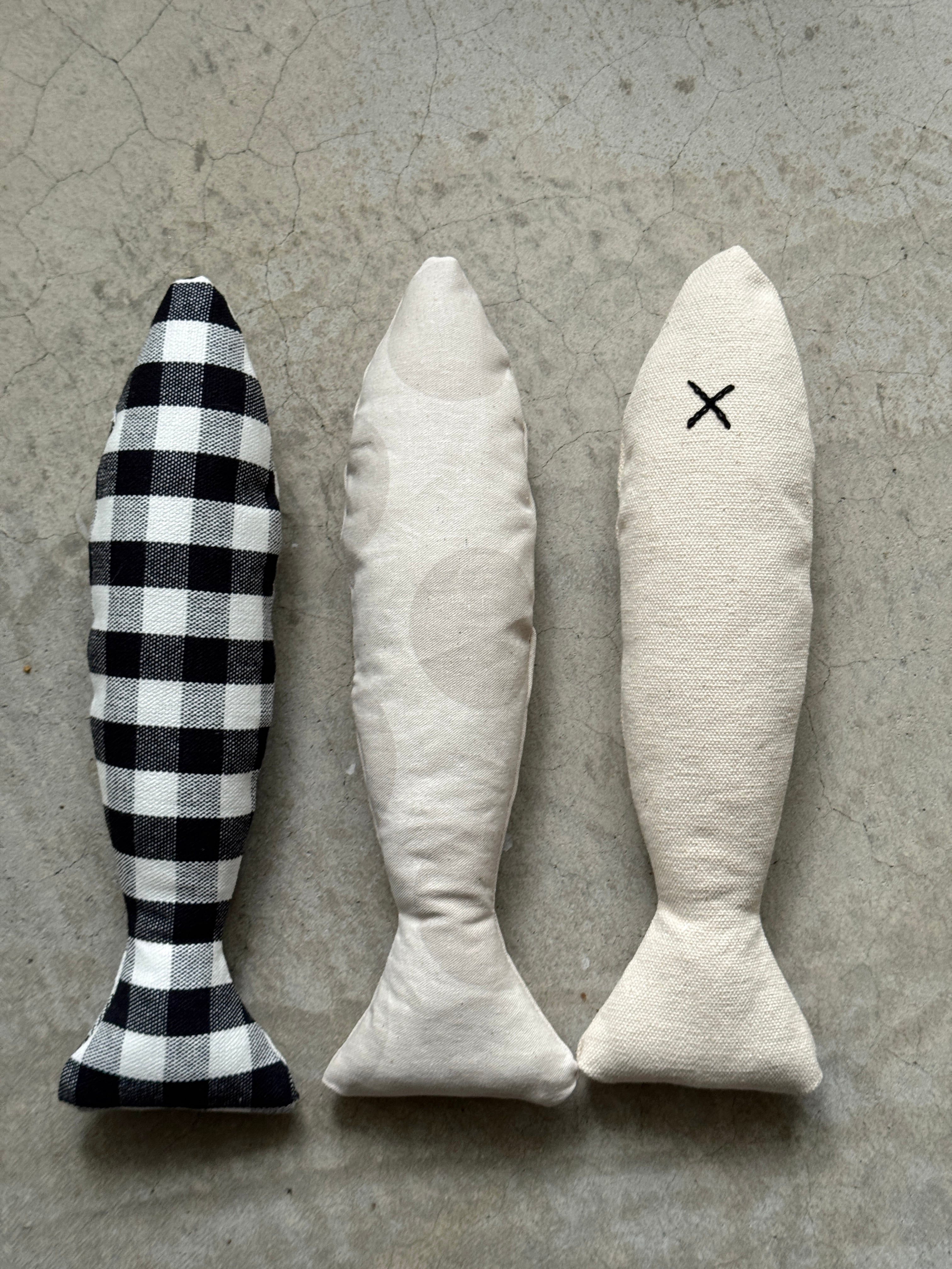 ネコママさま❤️専用きんがくまちけさかな 猫のおもちゃ「さかな」 ウールサッキング対応 | Peaceful Smile