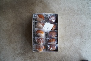 ATELIER SANTi 焼き菓子ギフト　ーBOX OISOー　（マドレーヌシトロン&味噌フィナンシェ）
