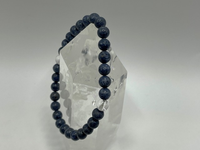 スタンダードブレスレット（天然青珊瑚・水晶）