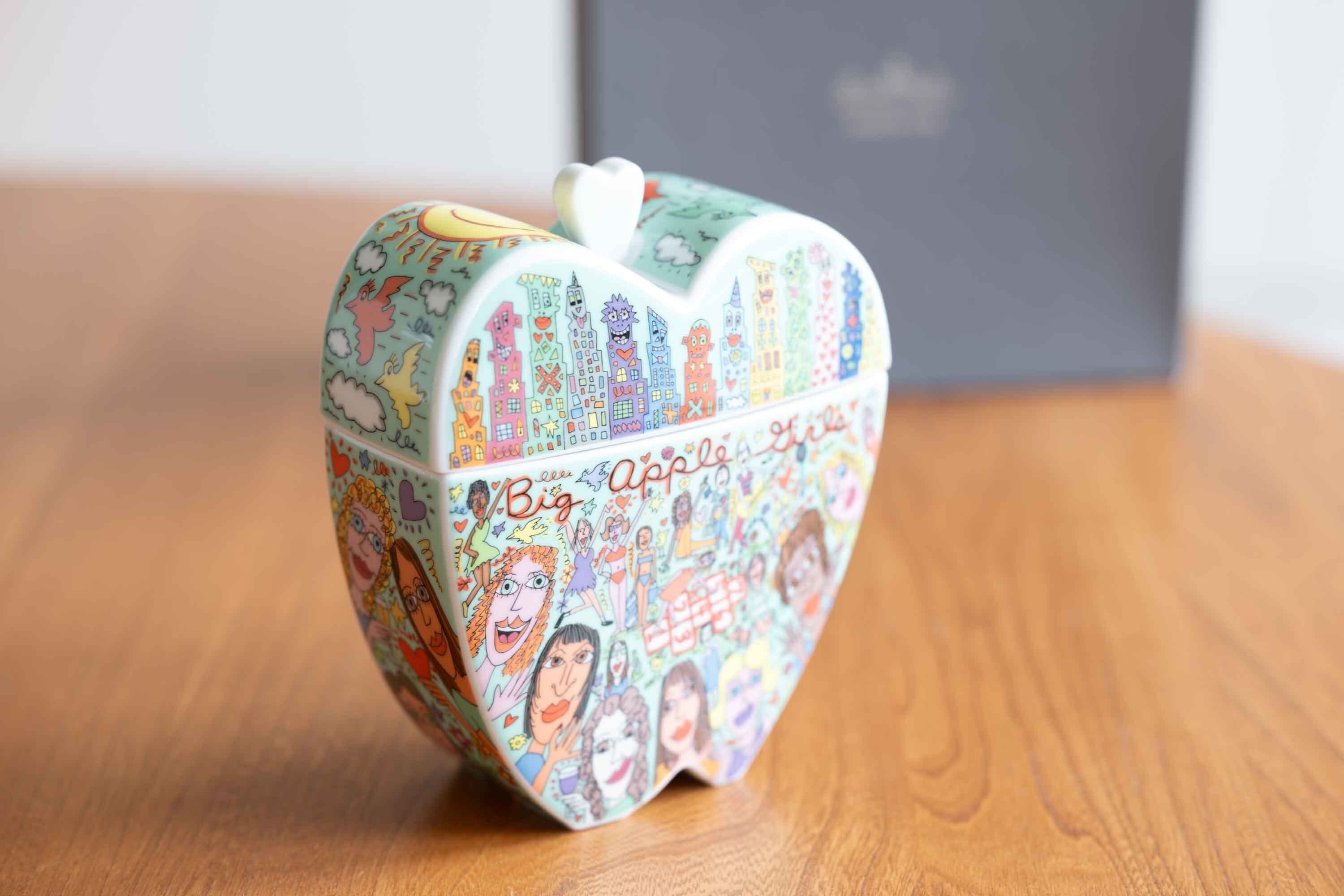 James Rizzi ジェームス・リジィBIG APPLE GIRLS James Rizzi ジェームス・リジィ デザイン- BIG APPLE GIRLS - 2002年