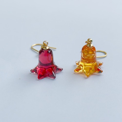 【片耳販売】お弁当の主役！ぷっくりクリアなタコさんウィンナーのピアス / イヤリングピアス イヤリング イヤーカフ ネックレス チャーム　