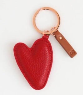 CORAL RED PEBBLE HEART KEYRING_KEY007