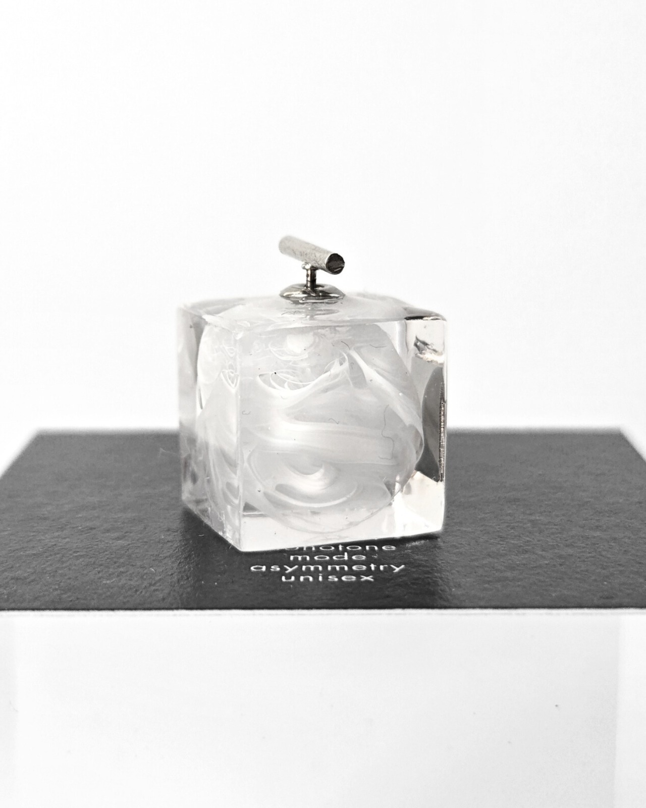 PERFUME CUBE. [white] - 4