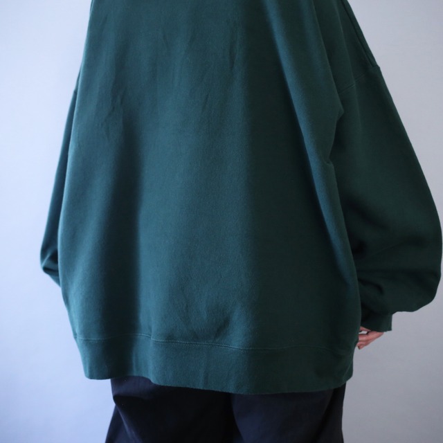 "刺繍"  one point big logo design XXL over silhouette sweatshirt