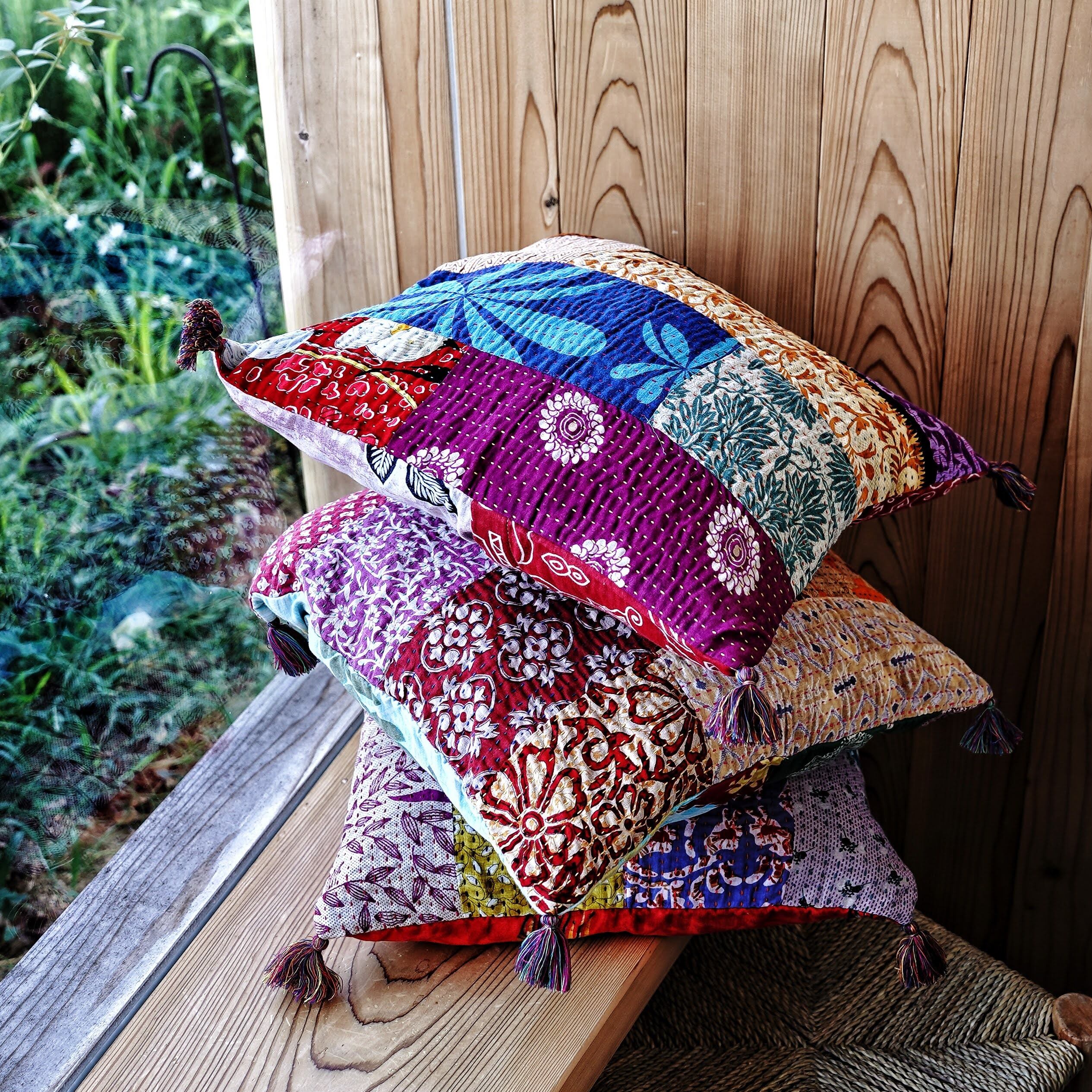 リサイクルサリーパッチワーククッションカバー【C011】／People Tree